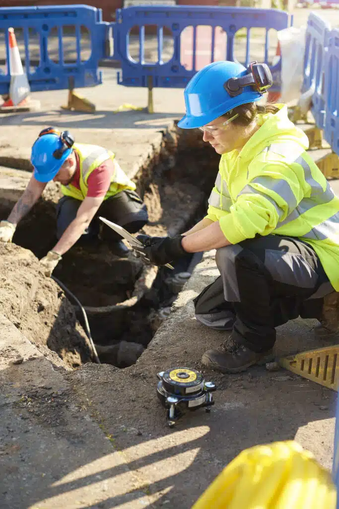 Formation habilitation BF HF : ouvriers en équipement de sécurité travaillant près de réseaux électriques enterrés