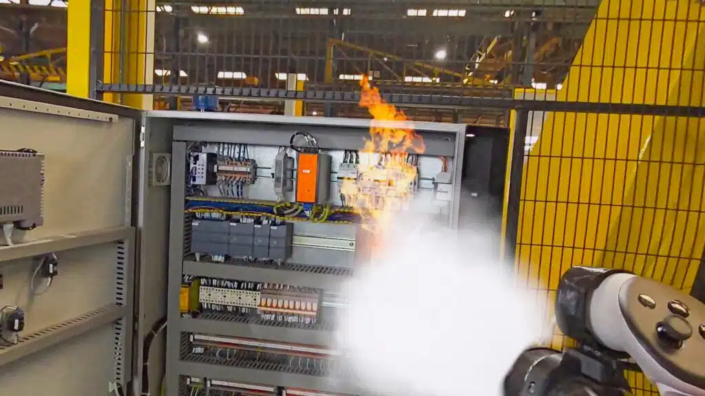 Réalité augmentée : départ de feu simulé sur une armoire électrique réelle